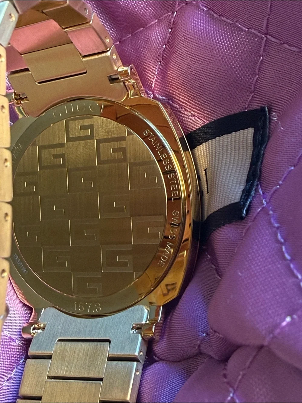 NWB Gucci Grip YA157409 38mm GG Gold Dial Stainless Steel Mens & Unisex Watch